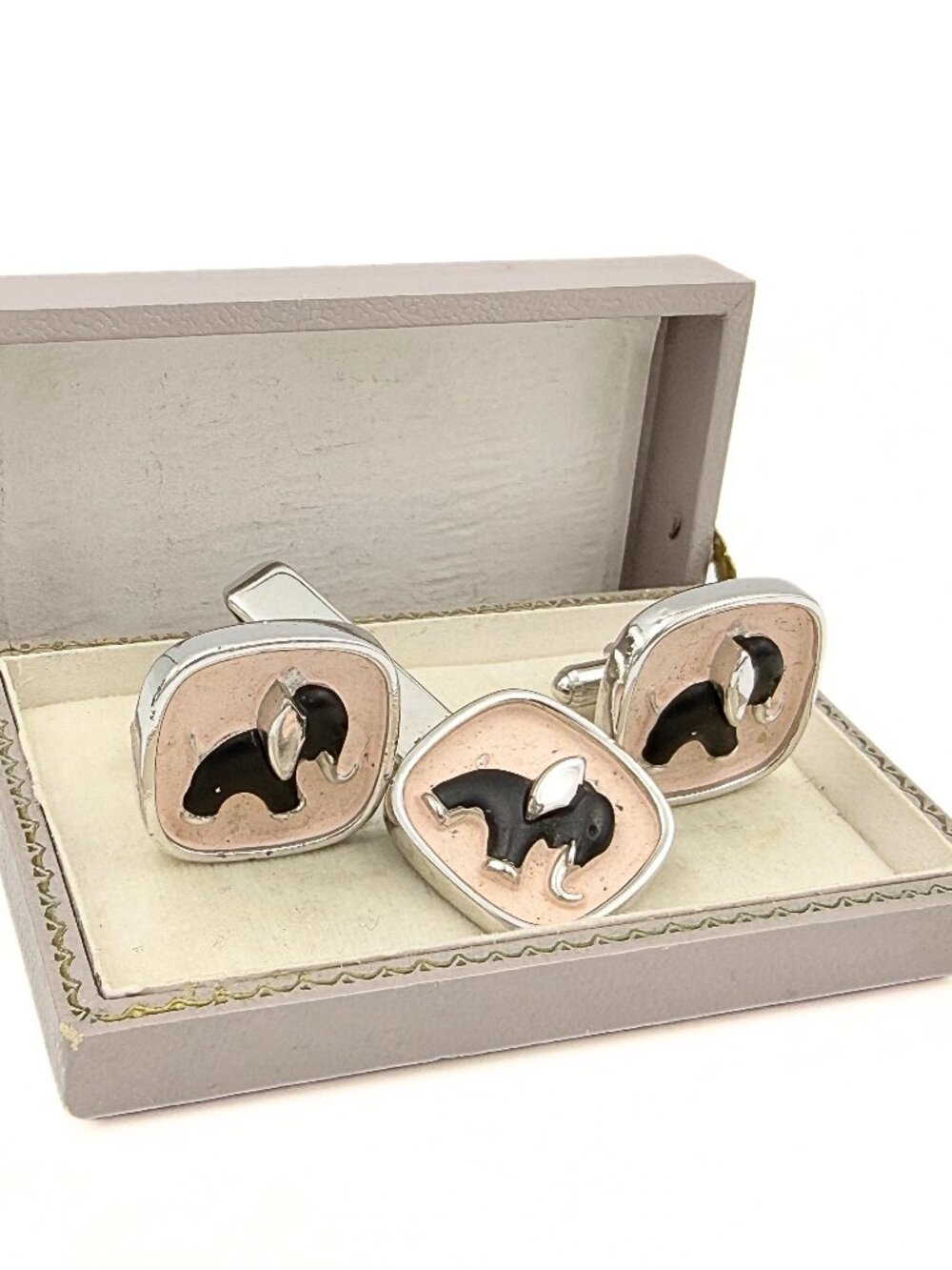 Hickok Signed Silver Plated Stylized Elephant MCM Novelty Cufflinks Tie Clip Set